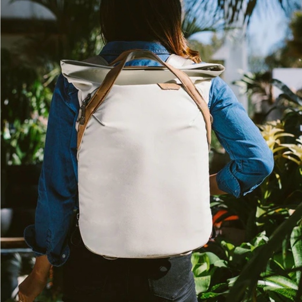 Peak Design Cream and Tan Everyday Tote